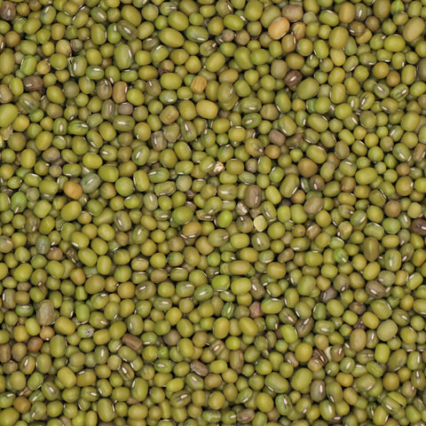 Close-up van mungbonen – kleine ronde groene bonen met glad oppervlak